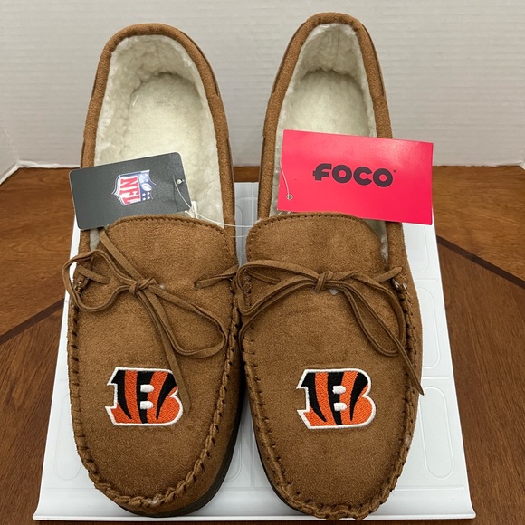mens bengals slippers